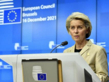 Глава Еврокомиссии призвала страны ЕС ускорить поставки оружия на Украину