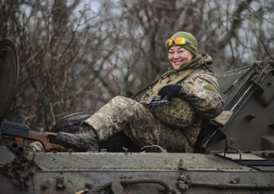 Операция «МоГилизация»: принудительно мобилизованные украинцы неэффективны, поэтому надо отправить на фронт женщин