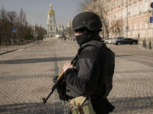 Киевские военные хроники. Из Киеве уезжают депутаты под предлогом «лечения на Западе»