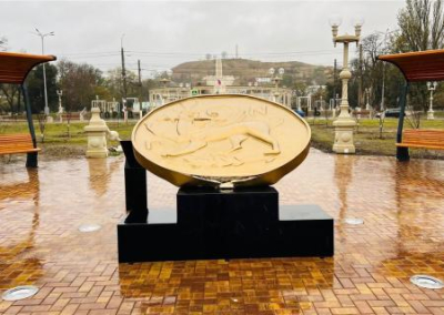 Символ Халтуры. Керченский монумент статеру простоял 4 месяца