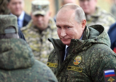 Песков: Путин многократно заслужил звание генерала