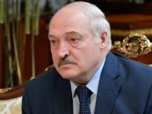 Лукашенко: на Украине голодают миллионы, в то время, как эшелонами вывозится чернозём