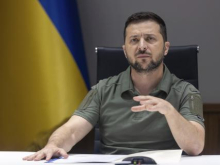 Зеленский выпрашивает ещё больше помощи для Украины