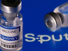 Дефицит вакцин в Европе. Германия требует немедленной регистрации Sputnik V