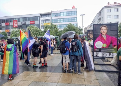 Вучич отказался вывешивать флаг ЛГБТ, но не против проведения гей-парада