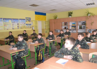 Военное дело в украинских школах будут преподавать нацисты «Азова»