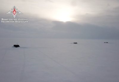 Три атомные подлодки ВМФ РФ одновременно, проломив полутораметровый лед, всплыли в Арктике