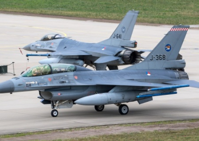 Нидерланды передвинули сроки поставок F-16 Киеву