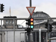 «Ну почему тот светофор зелёный?» Чего ждать России от нового руководства ФРГ