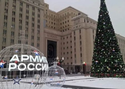 В Кремле и Минобороны РФ считают, что армия всем обеспечена, и нет необходимости отменять празднование Нового года в регионах