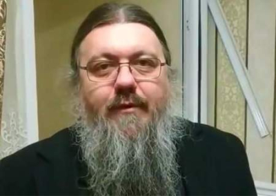 В Черновцах украинский националист избил епископа