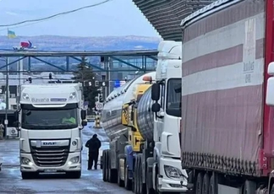 Поляки вновь заблокировали границу с Украиной. Не пропускают грузовики, автобусы и легковые авто