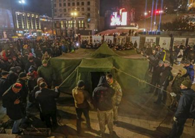 Зеленский вырабатывает план силового разгона майдана, если «гипюровый путч» коснётся Украины