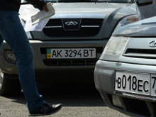 Крымчане сдают старые авто на Украине, чтобы  за те же деньги купить новые  в России