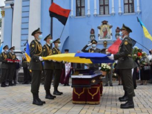 Президентский полк принял участие в церемонии прощания с ветераном СС «Галичина»