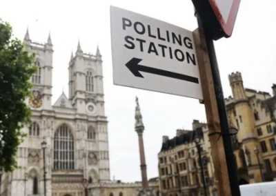 В Британии проходят выборы в парламент. Консервативная партия идёт к поражению