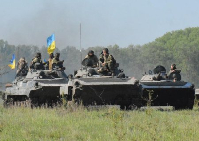 Украинские националисты пытаются контратаковать на нескольких направлениях и терпят поражение
