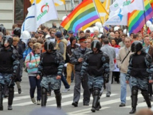 ЛГБТ-движения  России «упакуют в Крыму и отправят на киевский Майдан»