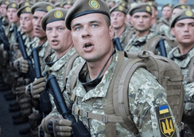 В украинской армии внедряют учебник по гендерной интеграции