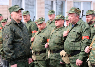 Россия не хочет принимать закон о народном ополчении. Защитники регионов не имеют права на оружие