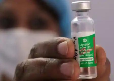 Из-за нежелания прививаться индийской вакциной на Украине начинают увольняться врачи