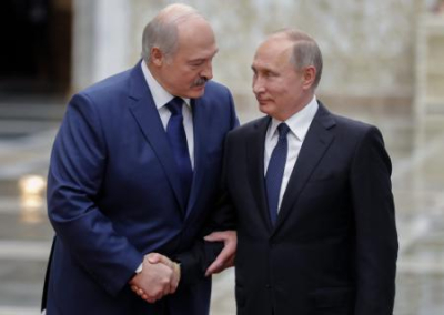 Лукашенко для России — чемодан без ручки: нести тяжело, а бросить нельзя