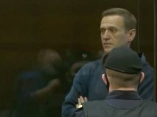 Полное выступление Навального в суде: дворцы, виноградники,  аквадискотеки, но ничего по сути дела