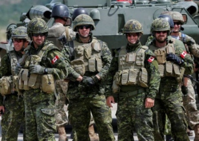 Канадские военные инструкторы бегут с Украины