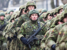 Литовский парламент одобрил ввод войск на Украину