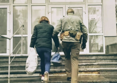 Житель ЛНР собирал СВУ для украинских боевиков, а дончанка переводила им деньги: оба задержаны