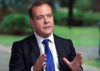 Медведев: к главам западных государств нужно относиться как к руководителям стран нацистской коалиции
