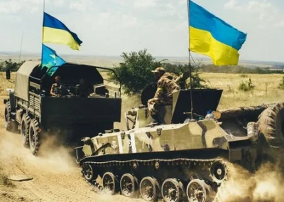 Украинское наступление проходит по методичке НАТО, которую в альянсе уже хотят поменять