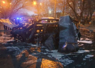 Теракт в Мелитополе. В результате подрыва автомобиля пострадали два человека
