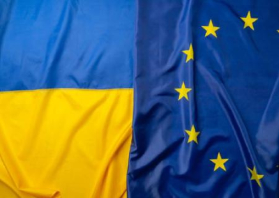 Европейские лидеры передумали принимать Украину в ЕС