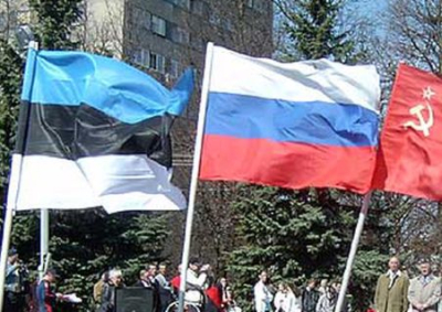 В Эстонии запретили российские флаги на 9 мая. Разрешается склонить голову и возложить цветы