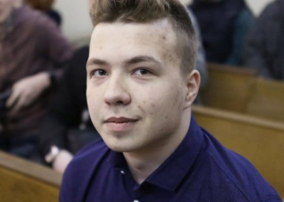 Прокуратура Белоруссии просит 10 лет колонии для Романа Протасевича