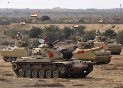 Египет будет отбиваться от палестинских беженцев танками и БТР