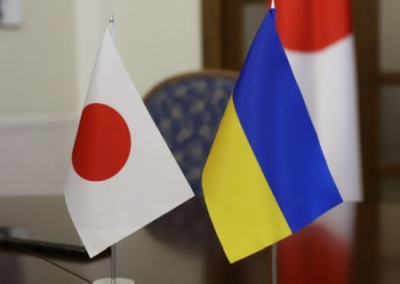 Япония направила 471 млн долларов на восстановление Украины
