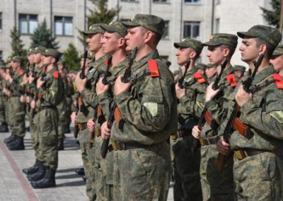 Жители бывшей Луганской области смогут служить в армии ЛНР