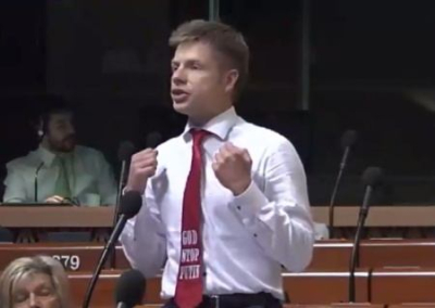 Алексей Гончаренко требует отстранения российской делегации из ПАСЕ из-за отравления Навального