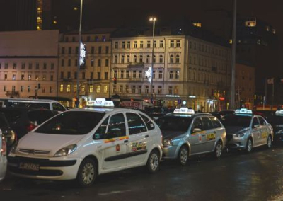 Польский пан избил украинского таксиста и обозвал его «курвой-содержанкой»