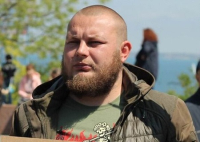 Фитнес-тренера, обматерившего украинских военных, отдали на расправу «азовцам»