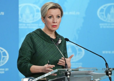 Захарова обвинила Макрона в подготовке терактов совместно с киевским режимом