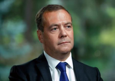 Дмитрий Медведев: Украину, преобразившуюся ментально в Третий рейх, постигнет его же судьба. Туда ей и дорога