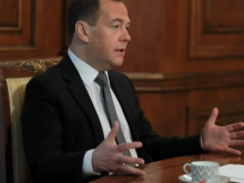 Медведев: сложится новый военный альянс из тех стран, которых достали американцы и свора их кастрированных псов