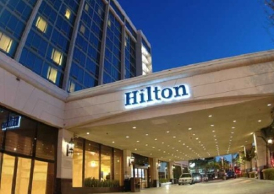 В Киеве в гостинице Hilton найдено тело атташе посольства США