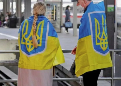 Массовый отток украинского населения как итог провальной политики Банковой