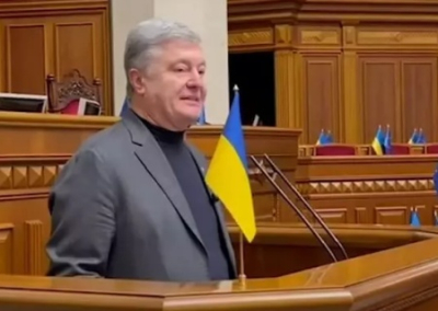 Украинцы хотят видеть главой правительства национального единства Порошенко