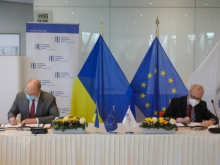 Европейский инвестбанк выделяет Украине 50 млн евро на закупку вакцин и холодильников