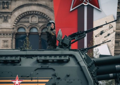 Пушков назвал идиотом французского генерала, который призвал бомбить парады Победы в России на 9 мая